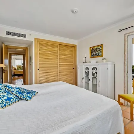 Apartamento Sol With Pool, Garden & Rooftop Terrace