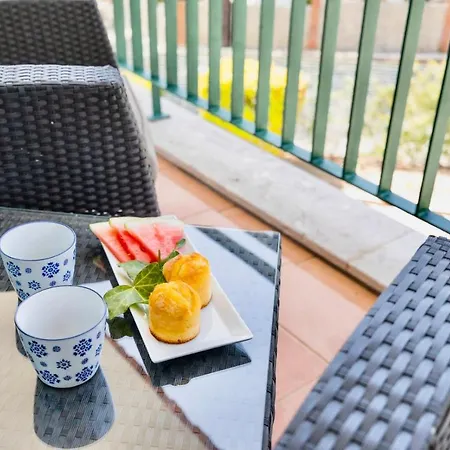 Apartamento Sol With Pool, Garden & Rooftop Terrace