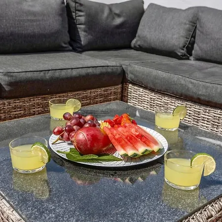 Apartamento Sol With Pool, Garden & Rooftop Terrace Quarteira