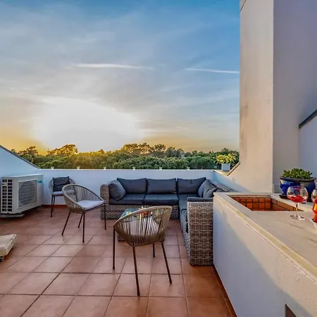 Sol With Pool, Garden & Rooftop Terrace