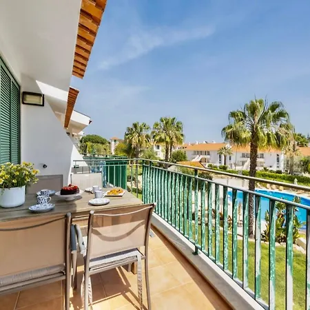Sol With Pool, Garden & Rooftop Terrace * Quarteira