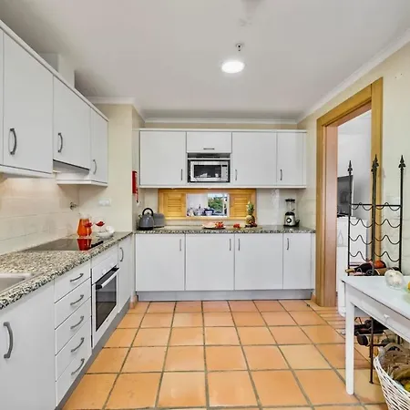 Sol With Pool, Garden & Rooftop Terrace *