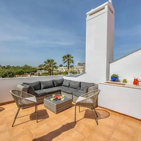 Sol With Pool, Garden & Rooftop Terrace *