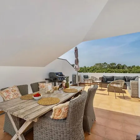 Apartment Sol With Pool, Garden & Rooftop Terrace Quarteira